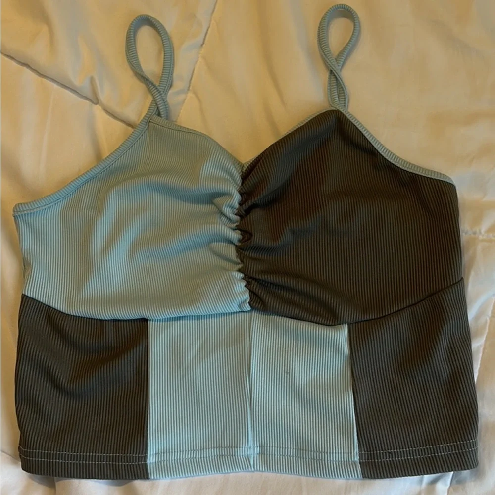 Colorblock tank top - Picture 1 of 2